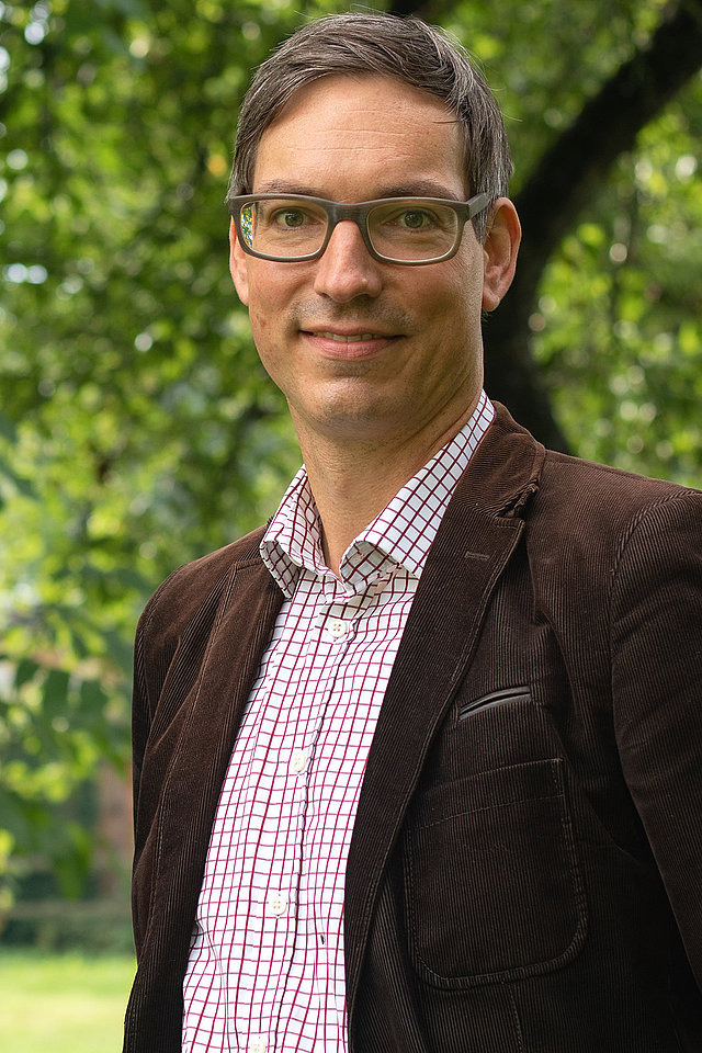 Prof. Dr. Alexander Danzer