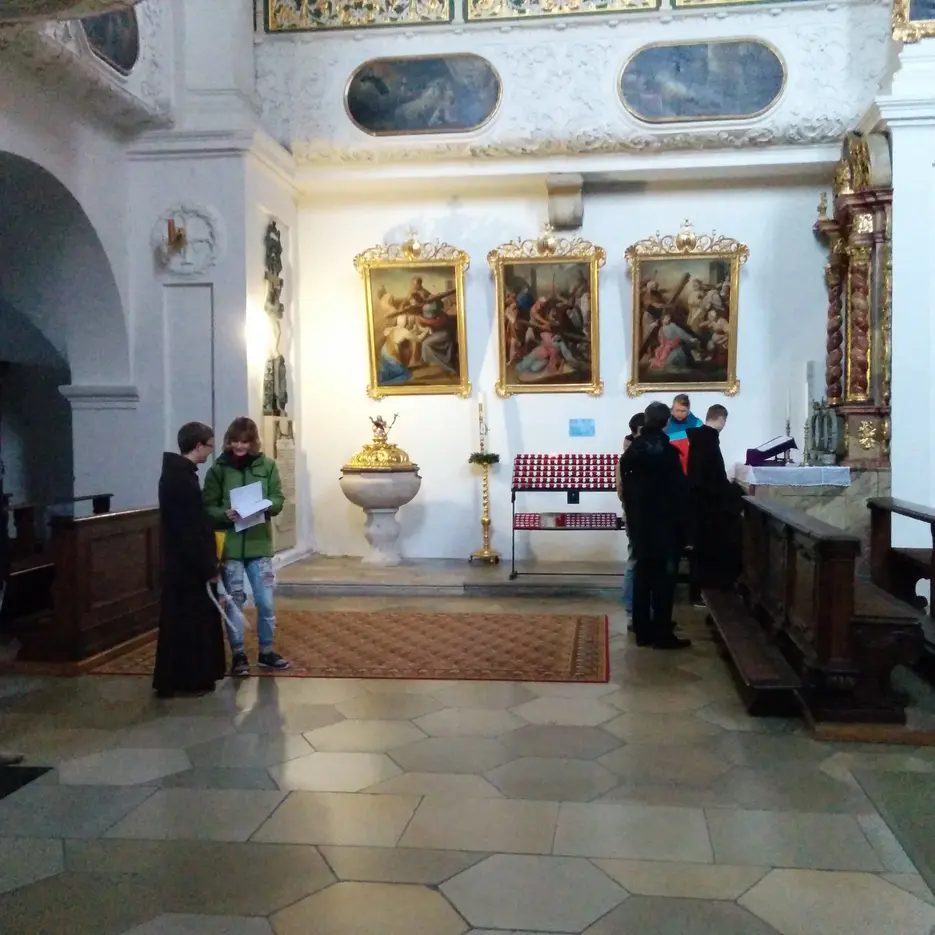 HS2015-8_01.jpg