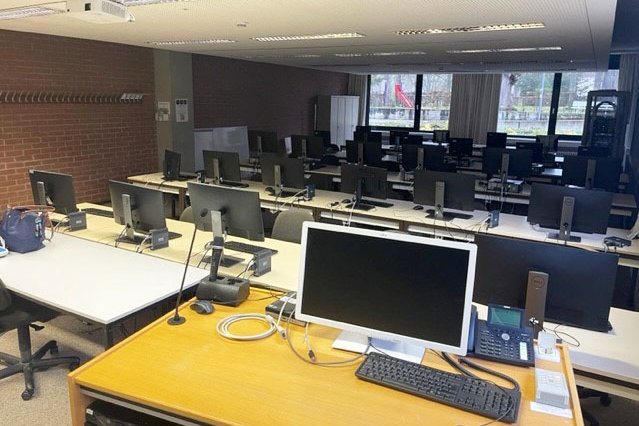 Für den neuen „Post-digital Learning Hub“ wurde ein früherer PC-Raum…  
