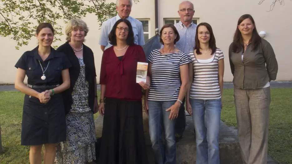 Gruppenphoto_JuryLiteraturwettbewerb.jpg