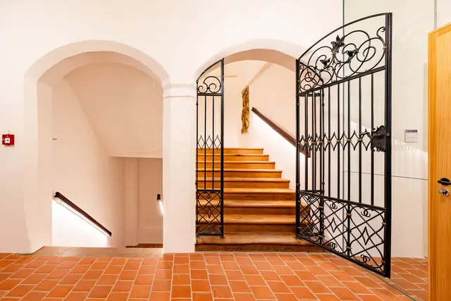 Treppenhaus im renovierten Georgianum