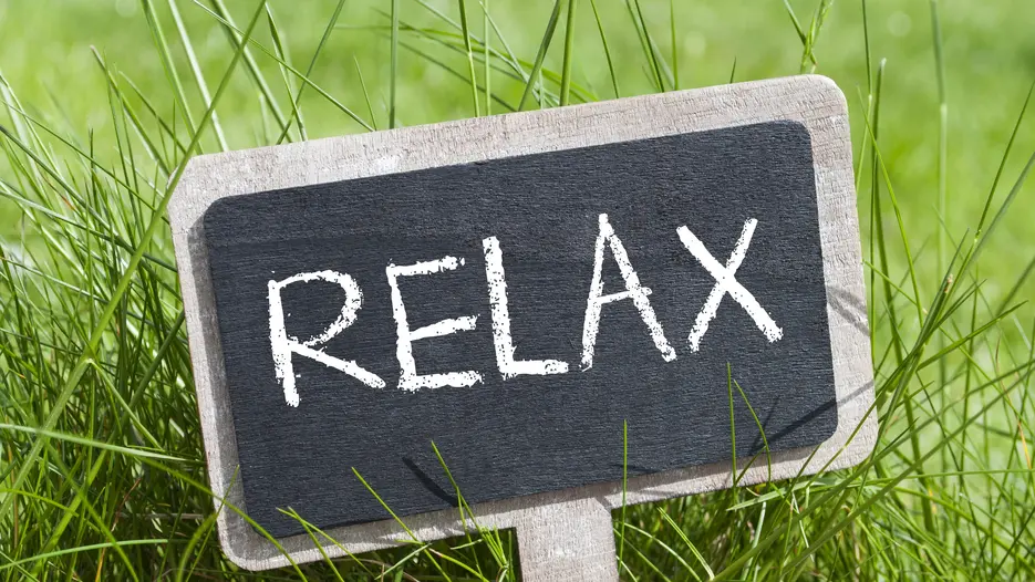 Buchstaben "RELAX"