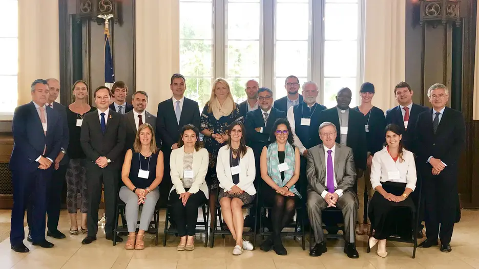 Für die KU beim Workshop des „Catholic Consortium for International Higher Education Collaboration“ vertreten waren Vizepräsident Prof. Dr. Klaus Stüwe (7.v.l.) und Dr. Anna Marco Nickol (Leiterin des International Office). (Foto: upd)