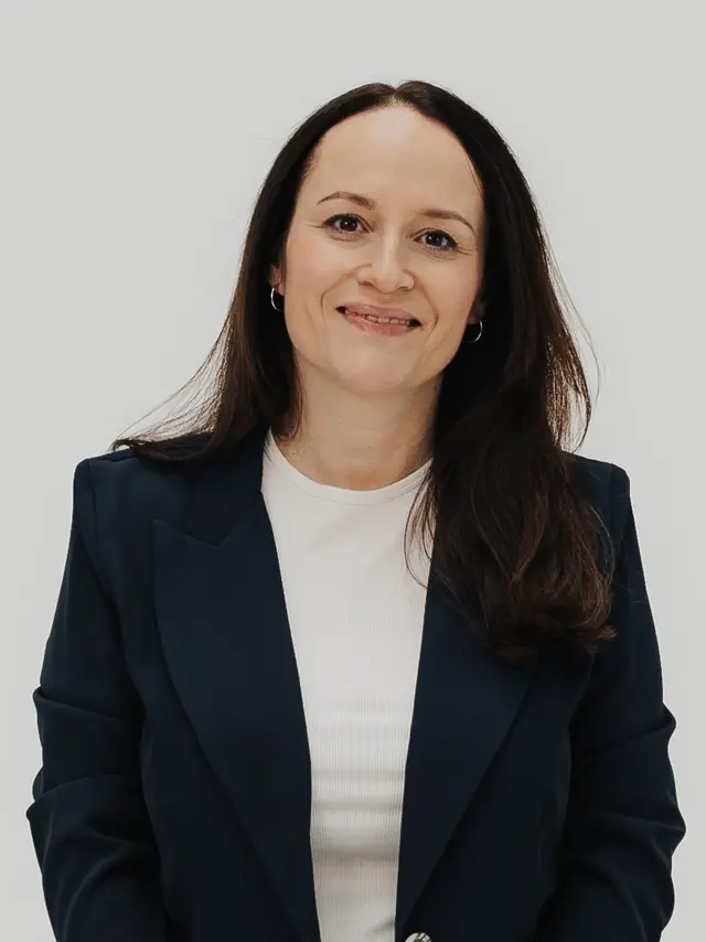 Photograph of Prof. Dr. Verena Bader