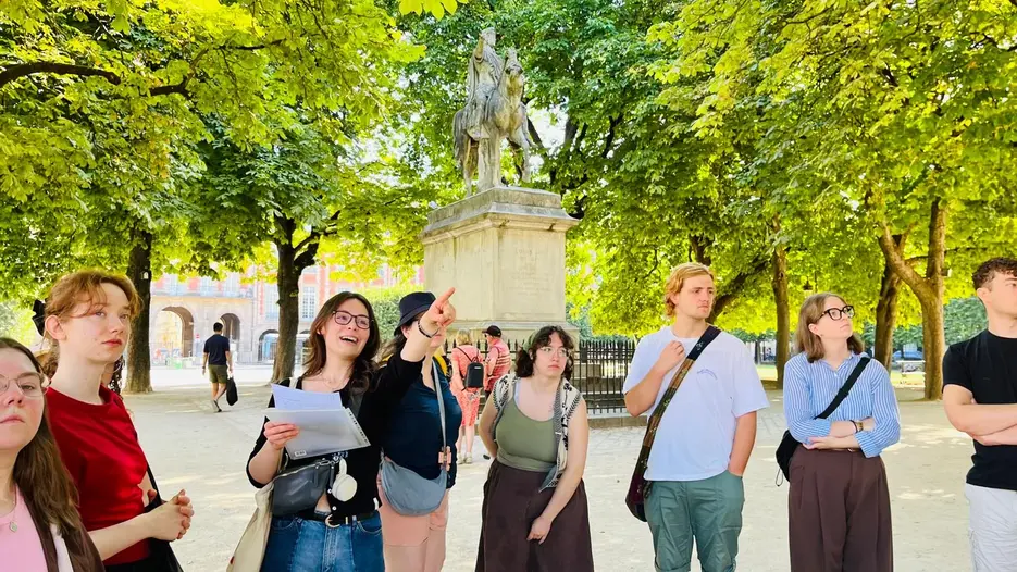 Referat am Place des Vosges