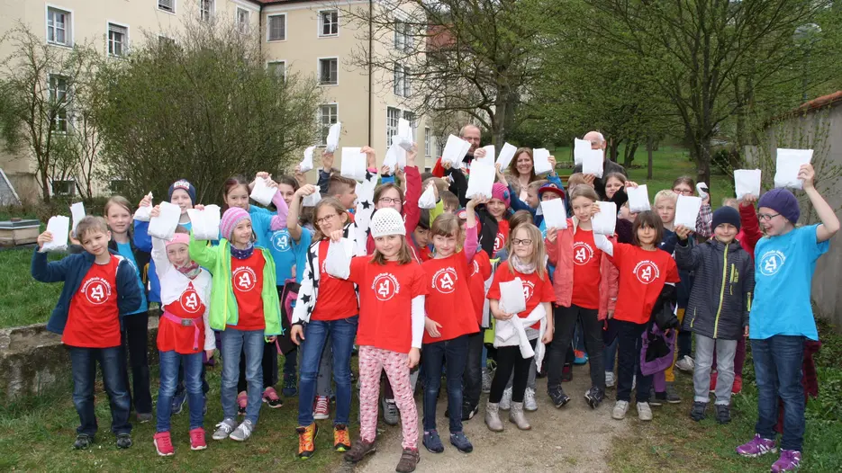 Grundschule_Adelschlag.JPG