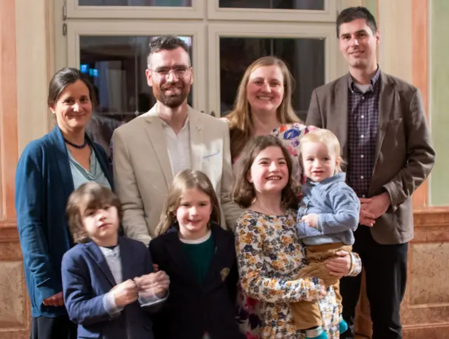 Promovend Benedikt Rauw mit Familie