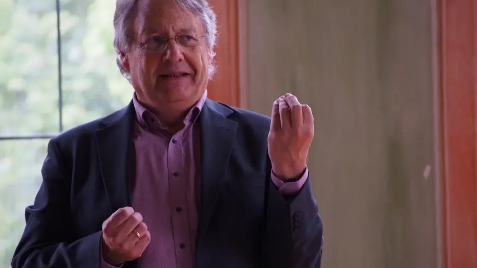 Professor Dr. Bernarhd Sill