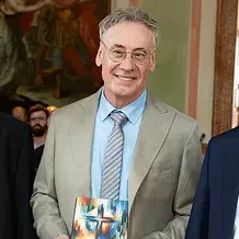 Übergabe der Festschrift an Prof. Dr. Jürgen Bärsch