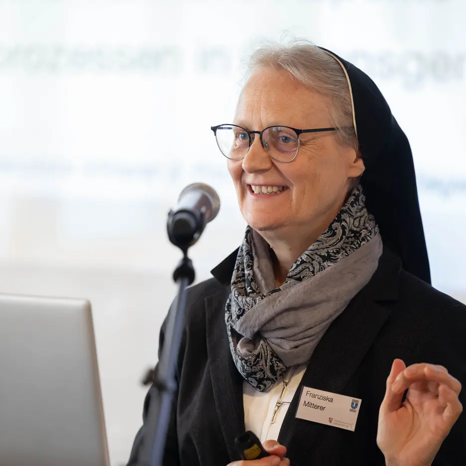 Sr. Dr. Franziska Mitterer