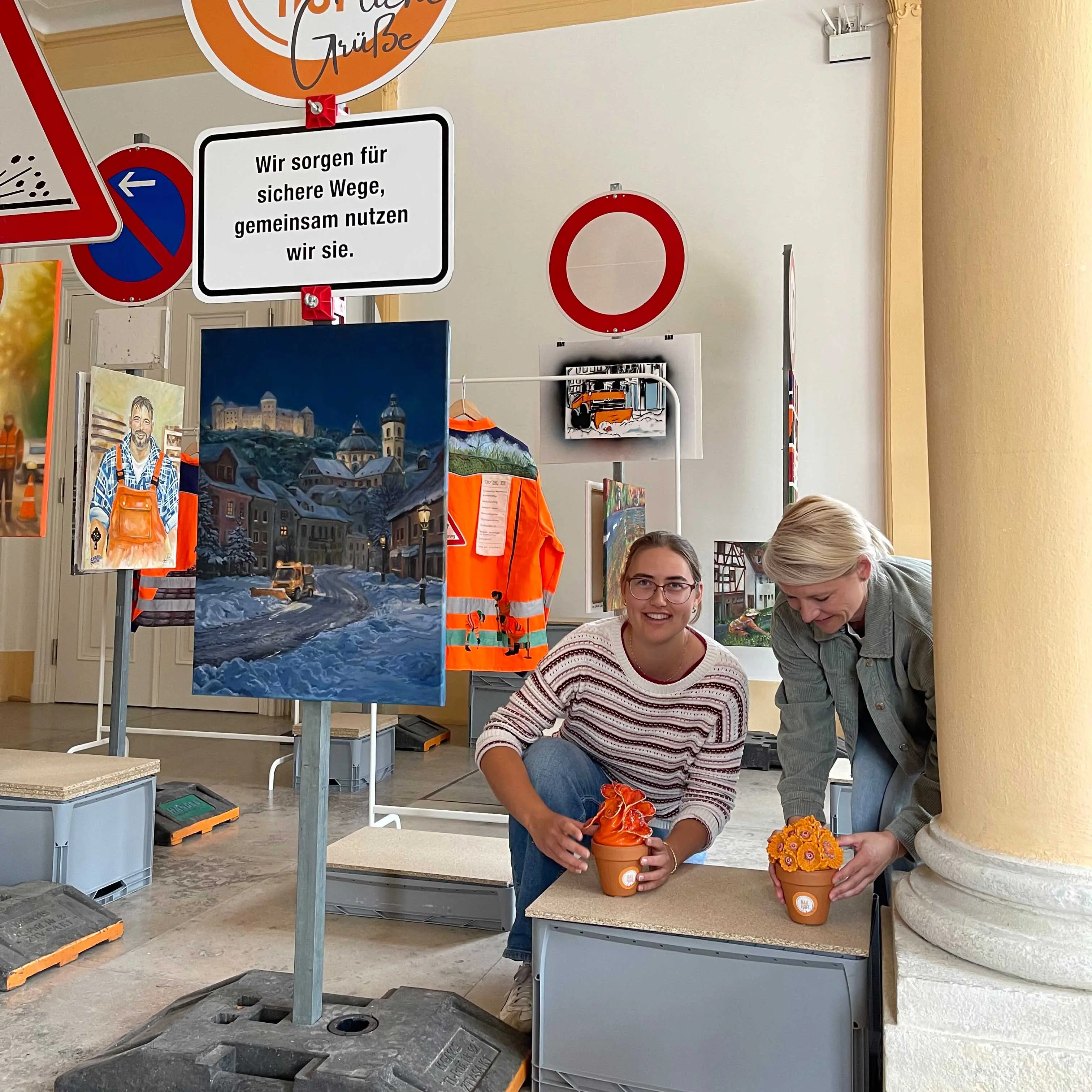 Ausstellung_Bauhoefliche_Gruesse_Aufbau_6.jpg