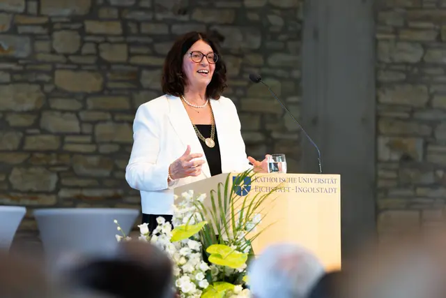 Prof. Dr. Gabriele Gien, Präsidentin der KU