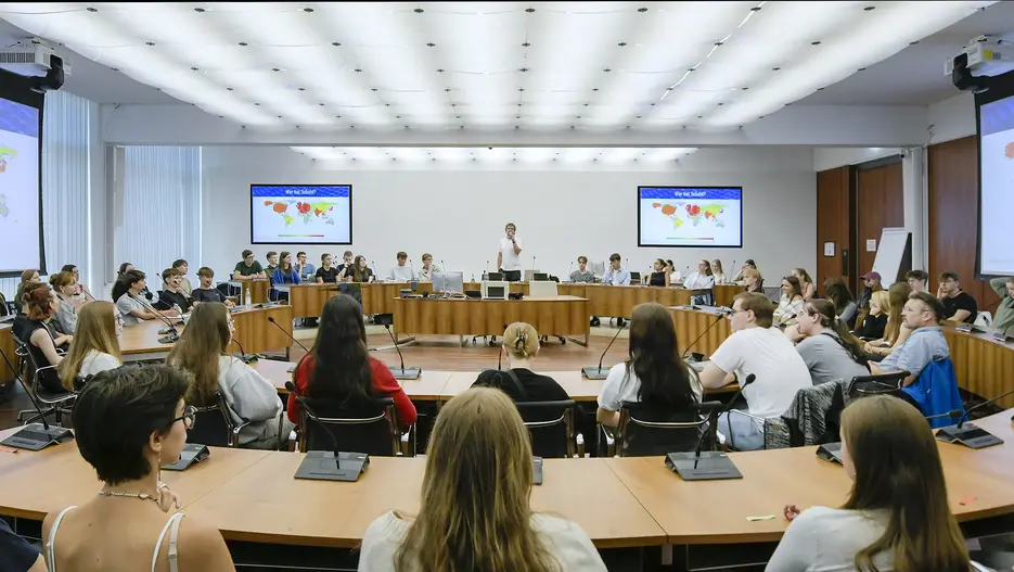 Bei der Klimakonferenzsimulation im Rathaus
