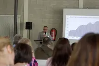 Vizepr&auml;sident Prof. Meier: Studieren -