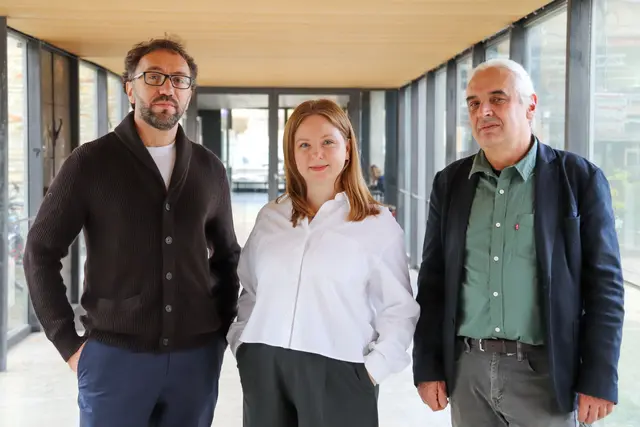 Das Forschungsteam: Dr. Fedor Korochkin, Dr. Polina Vasineva und Prof. Dr. Krassimir Stojanov (von links)