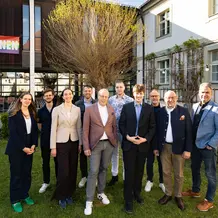 Hochschulleitung, Konvent und Hochschulpfarrer bei der Einweihung