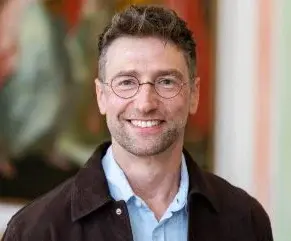 Dr. Sauer