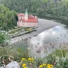 The Chair of Service Management Meets at Kloster Weltenburg for Strategy Workshop and Team Event