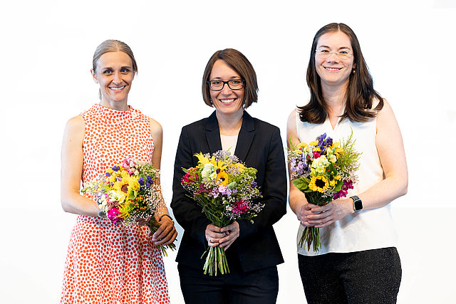 Die neuen Journalistik-Professorinnen Liane Rothenberger, Annika Sehl und Karin Boczek (von links) hielten ihre Antrittsvorträge.