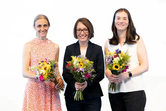 Die neuen Journalistik-Professorinnen Liane Rothenberger, Annika Sehl und Karin Boczek (von links) hielten ihre Antrittsvorträge.