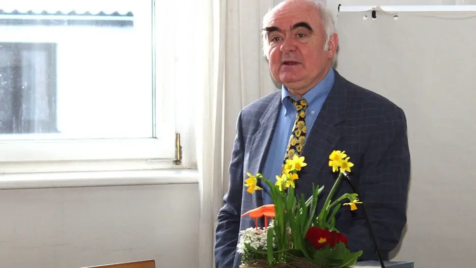 Prof._Fischer_01.JPG