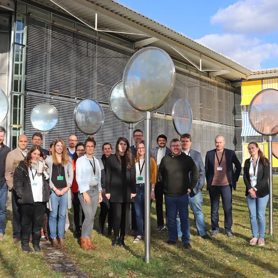 In several workshops held at the KU, the researchers had an interesting interdisciplinary exchange on cognitive processes that are important in innovation and creativity involving backgrounds such as linguistics and psychology or even economics (Photo: Schulte Strathaus/Press Office)