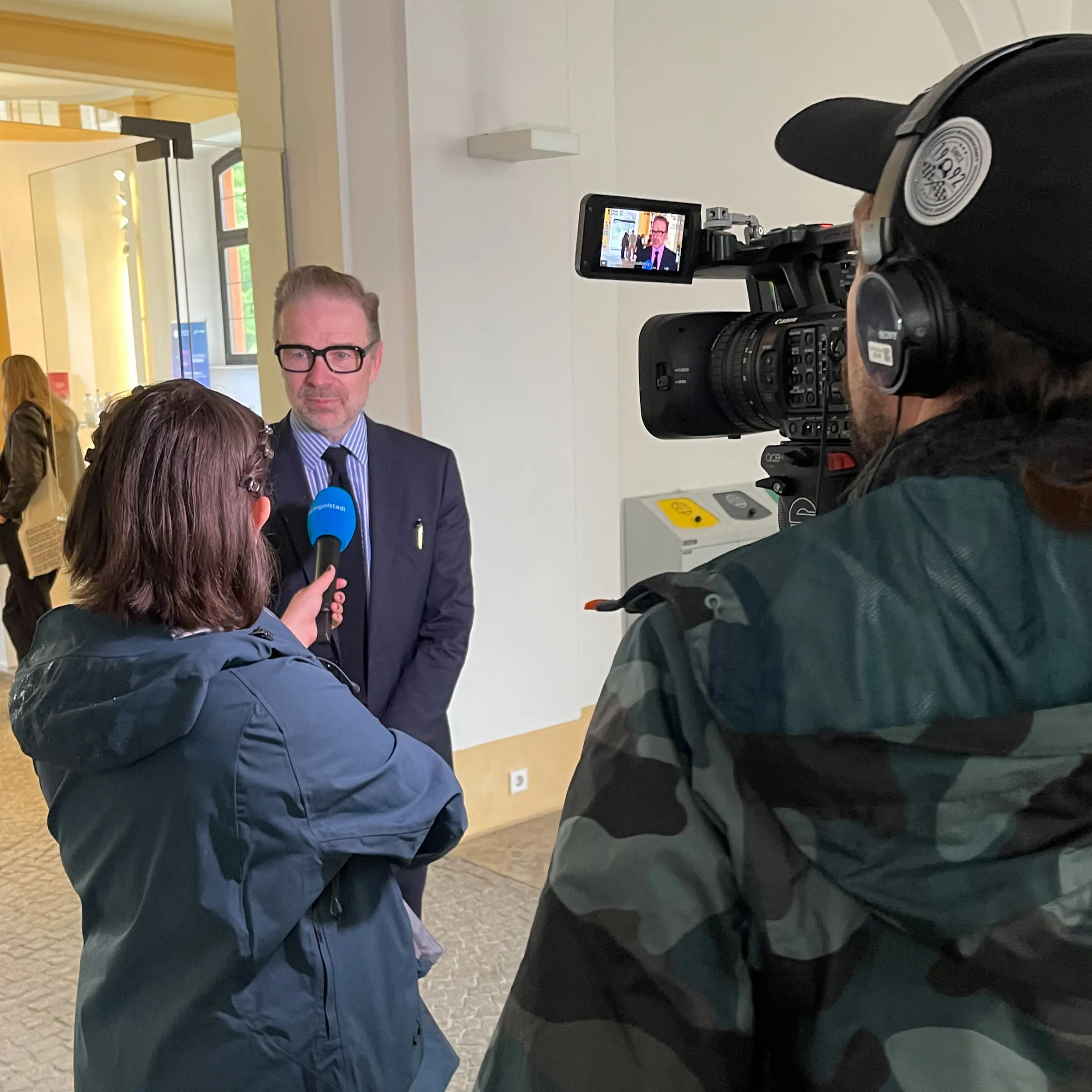 Feierliche_UEbergabe_Wiesengaesschen_9.jpg