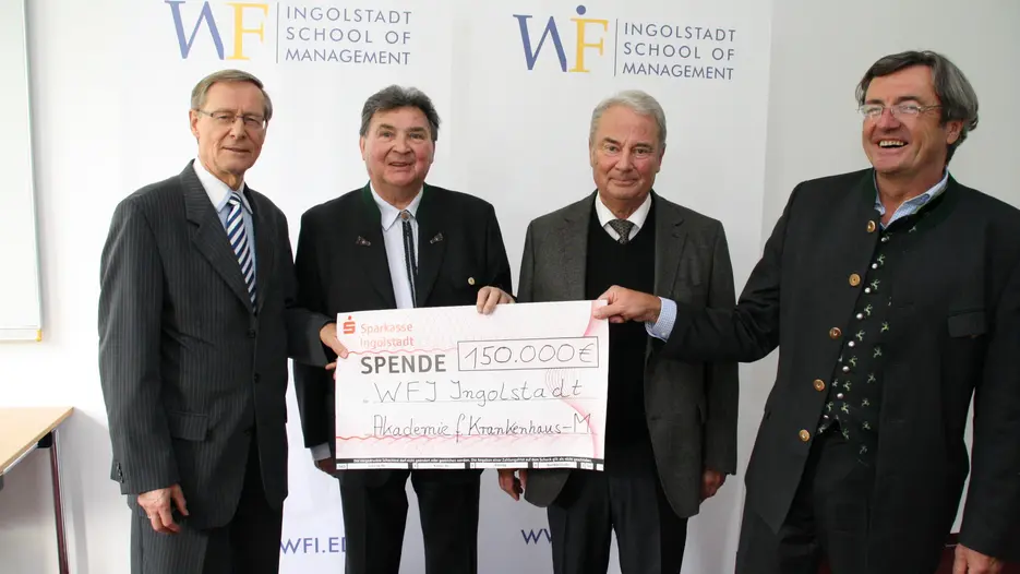 NeubauerHerrleSchusterRinglste_04.JPG