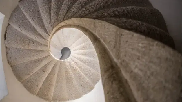 Wendeltreppe_Web.PNG